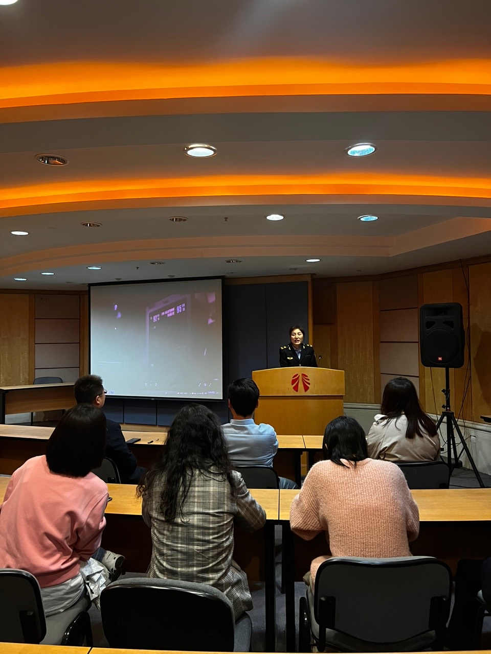 “珍愛(ài)自我、健康生活” -公司舉辦健康知識(shí)講座